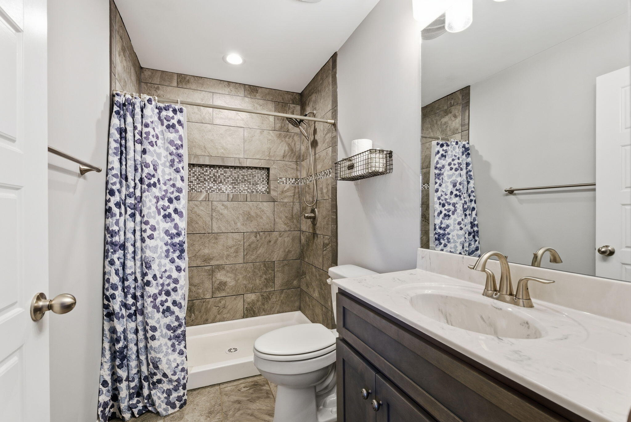 494 Igo Road Richmond, KY 40475 - Photo 20 of 31 Primary bathroom.