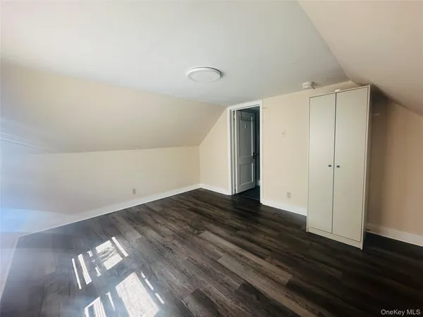 $1,700 | 18 Taylor Avenue, Unit 3, Poughkeepsie, NY 12601