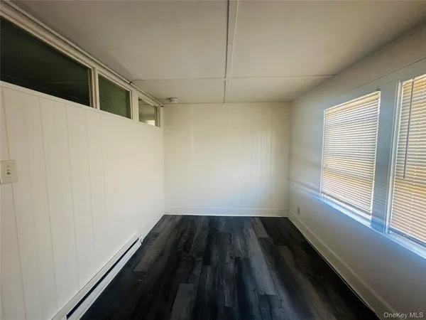 $1,700 | 18 Taylor Avenue, Unit 3, Poughkeepsie, NY 12601