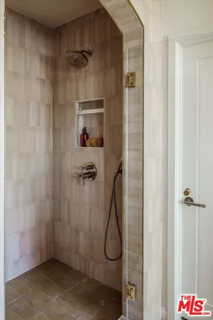 $2,995,000 | 2015 Hollyvista Avenue, Los Angeles, CA 90027