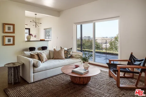 $2,995,000 | 2015 Hollyvista Avenue, Los Angeles, CA 90027