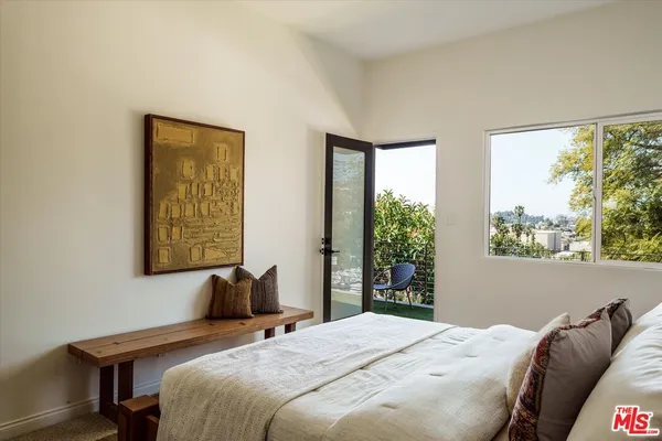 $2,995,000 | 2015 Hollyvista Avenue, Los Angeles, CA 90027