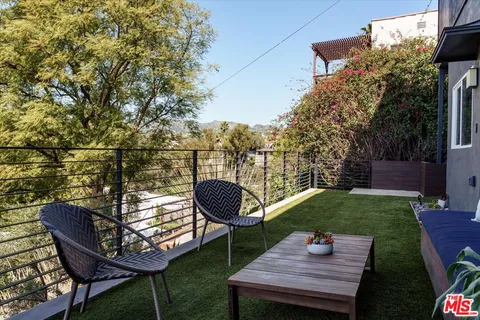 $2,399,000 | 2015 Hollyvista Avenue, Los Angeles, CA 90027