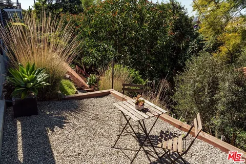 $2,399,000 | 2015 Hollyvista Avenue, Los Angeles, CA 90027