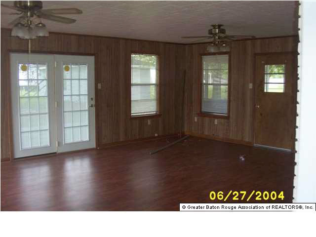 4951 Raymond Labauve Road Brusly, LA 70719 - Photo 3 of 6 Gallery Image 3