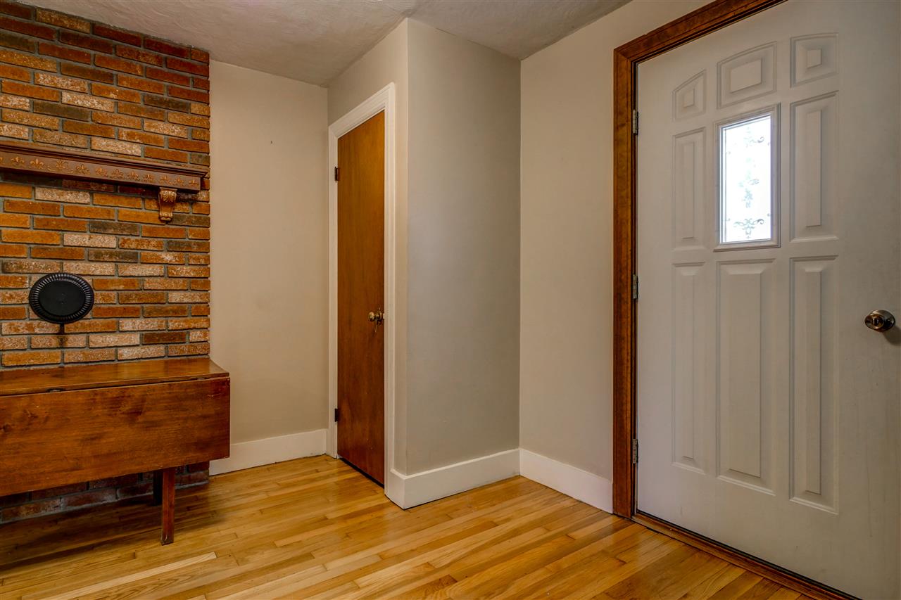 214 Maple Street Hopkinton, NH 03229 - Photo 6 of 40 Gallery Image 6