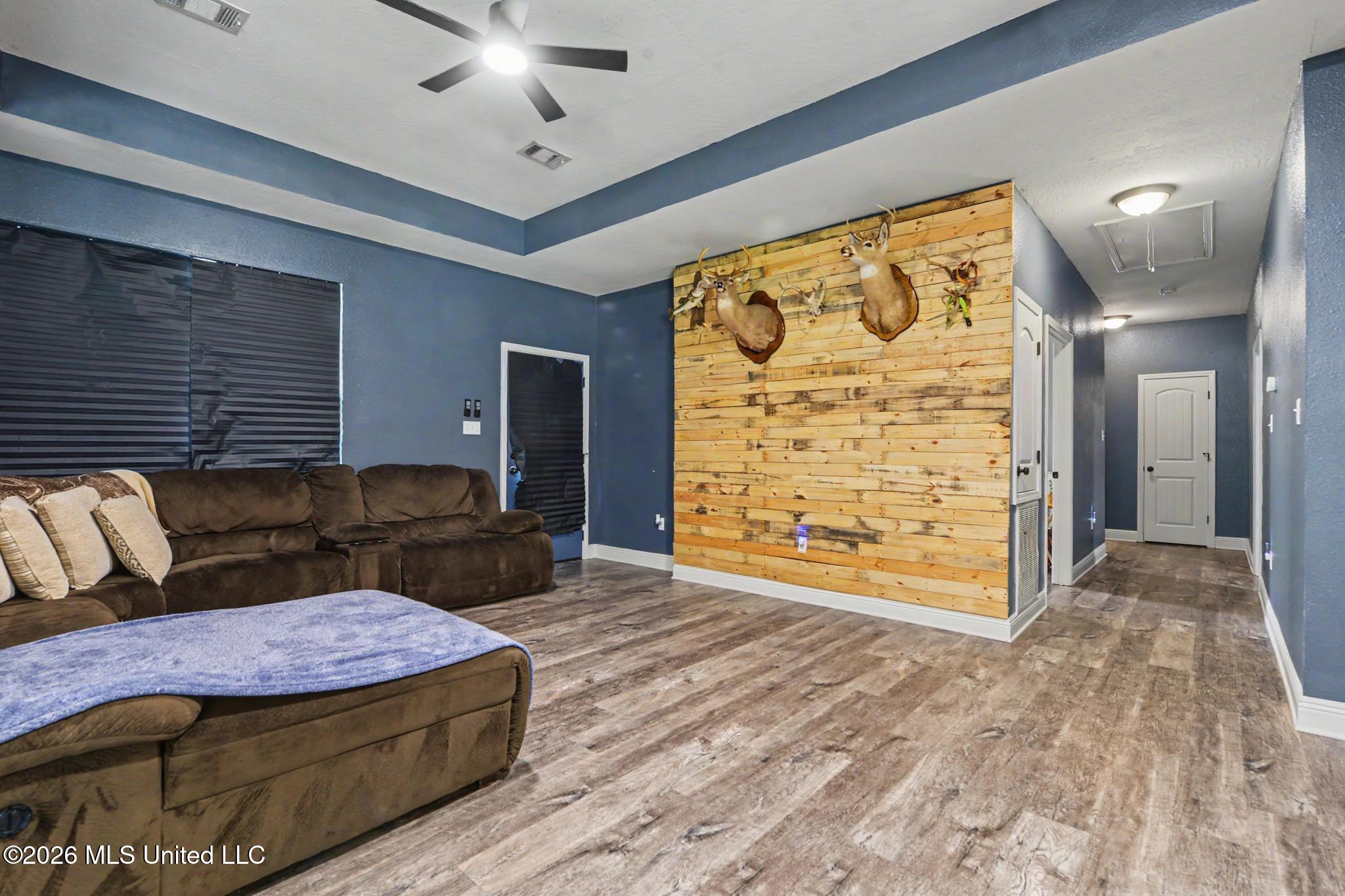 140 Cades Ridge Neely, MS 39461 - Photo 4 of 33 Living Room