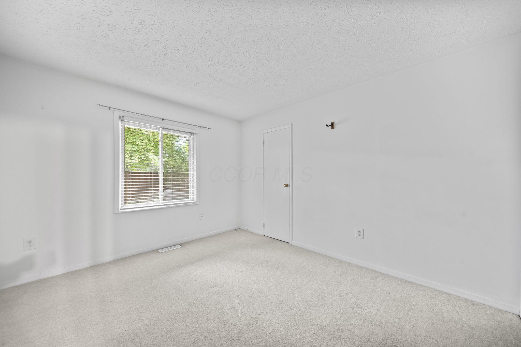 184 East Schrock Road Westerville, OH 43081 - Photo 28 of 61 Bedroom 2