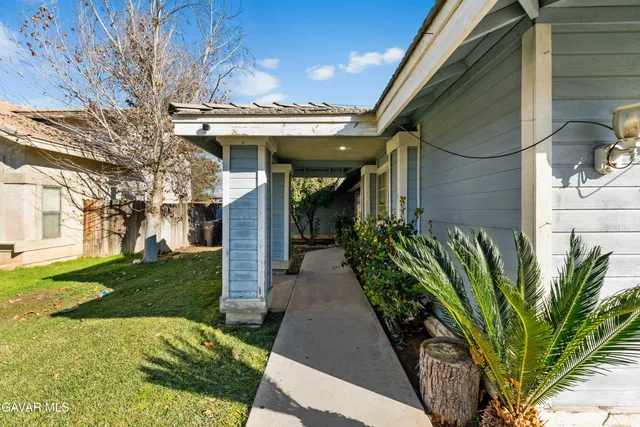 a view of a pathway of a building