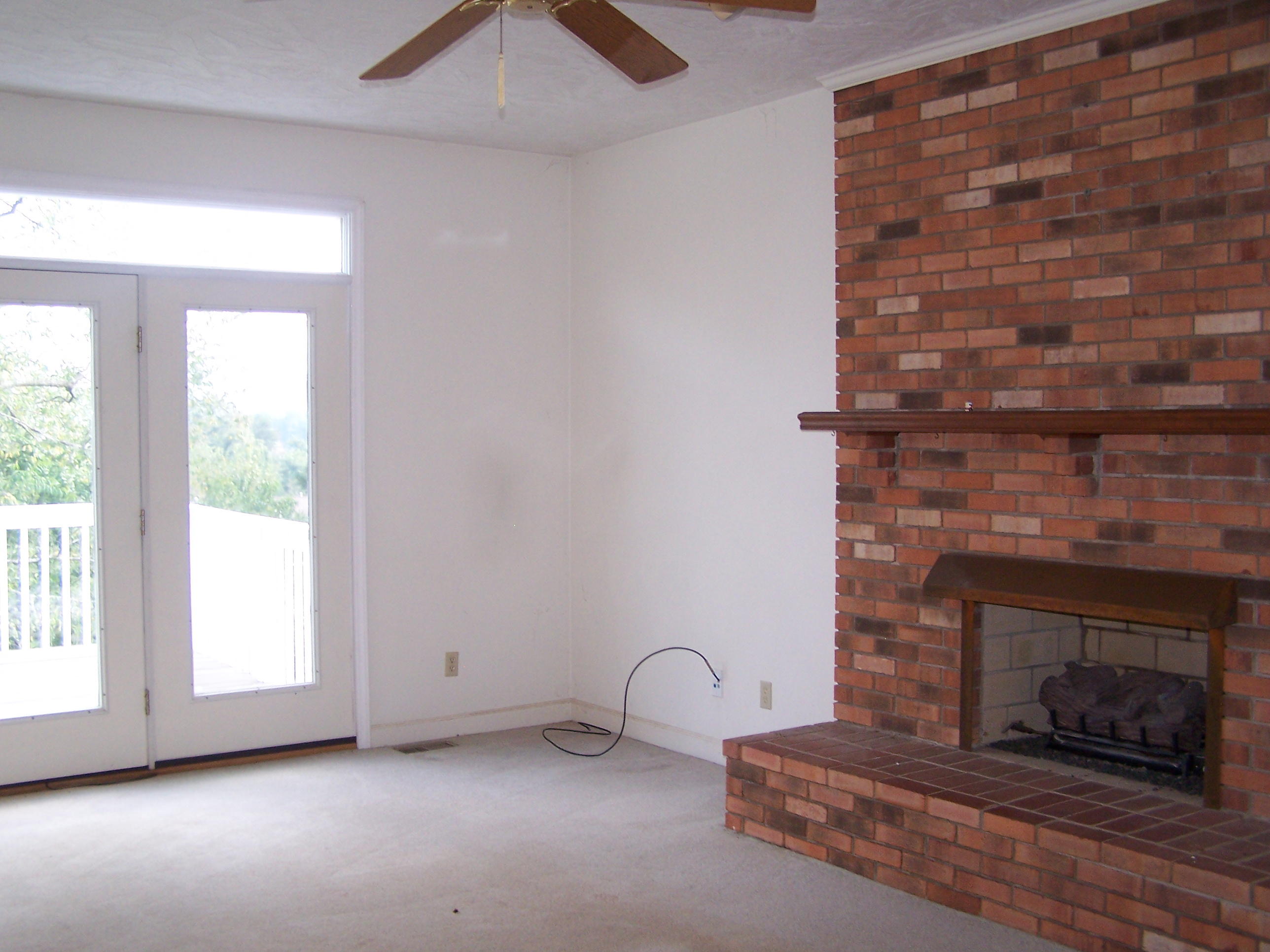 219 Winesap Road Roanoke, VA 24019 - Photo 9 of 31 Family Room (2)