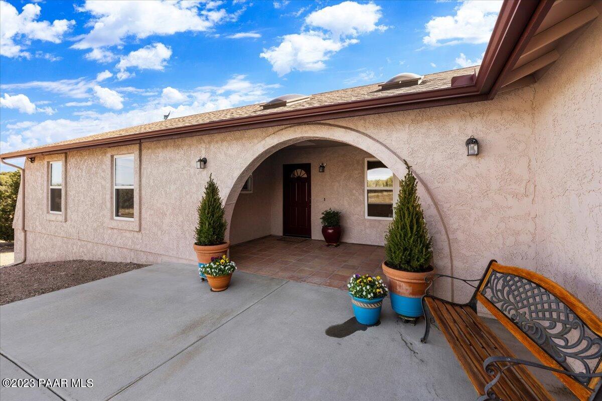 2625 West Nighthawk Road Chino Valley, AZ 86323 - Photo 5 of 42 Front - 2625 Night Hawk Road