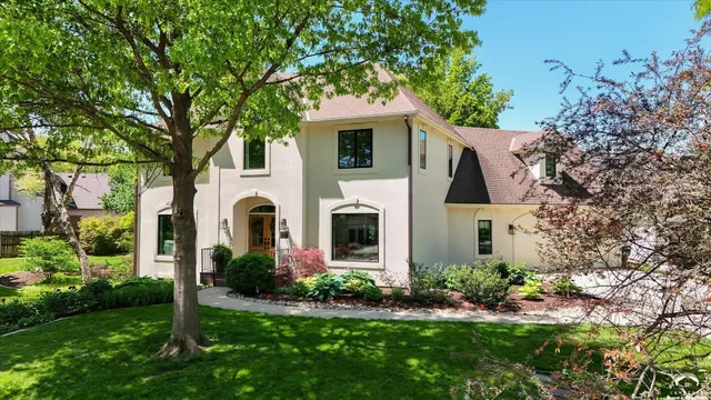 $749,000 | 2009 Riviera Court, Lawrence, KS 66047