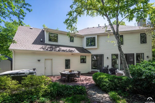 $749,000 | 2009 Riviera Court, Lawrence, KS 66047