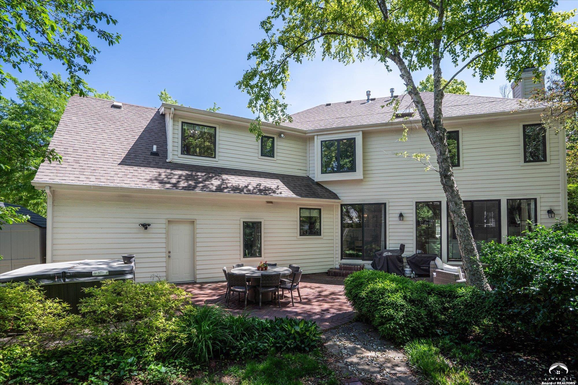 2009 Riviera Court Lawrence, KS 66047 - Photo 2 of 87