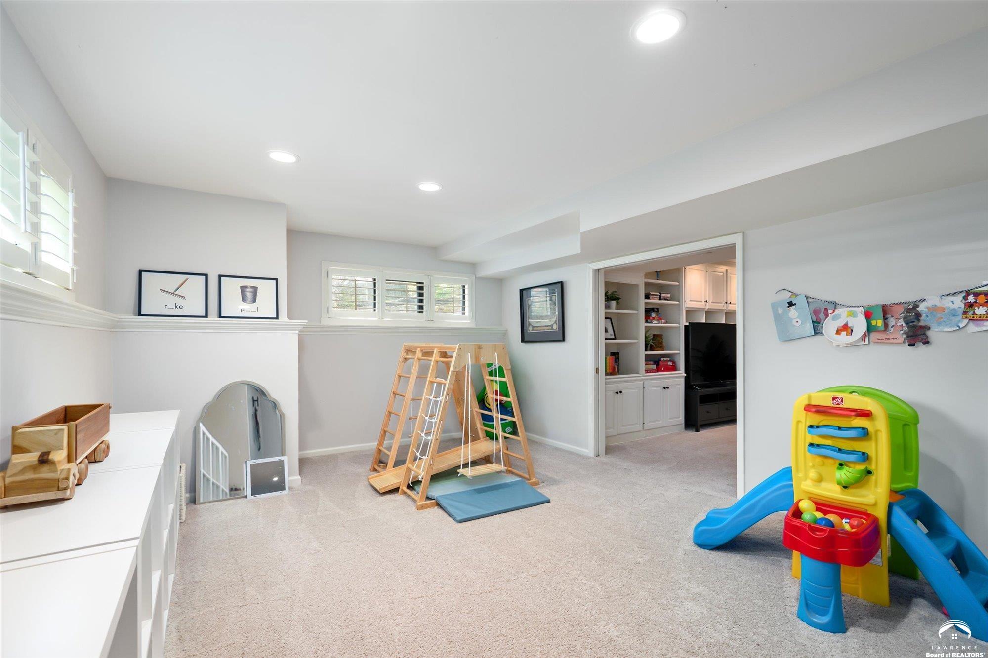 2009 Riviera Court Lawrence, KS 66047 - Photo 48 of 87