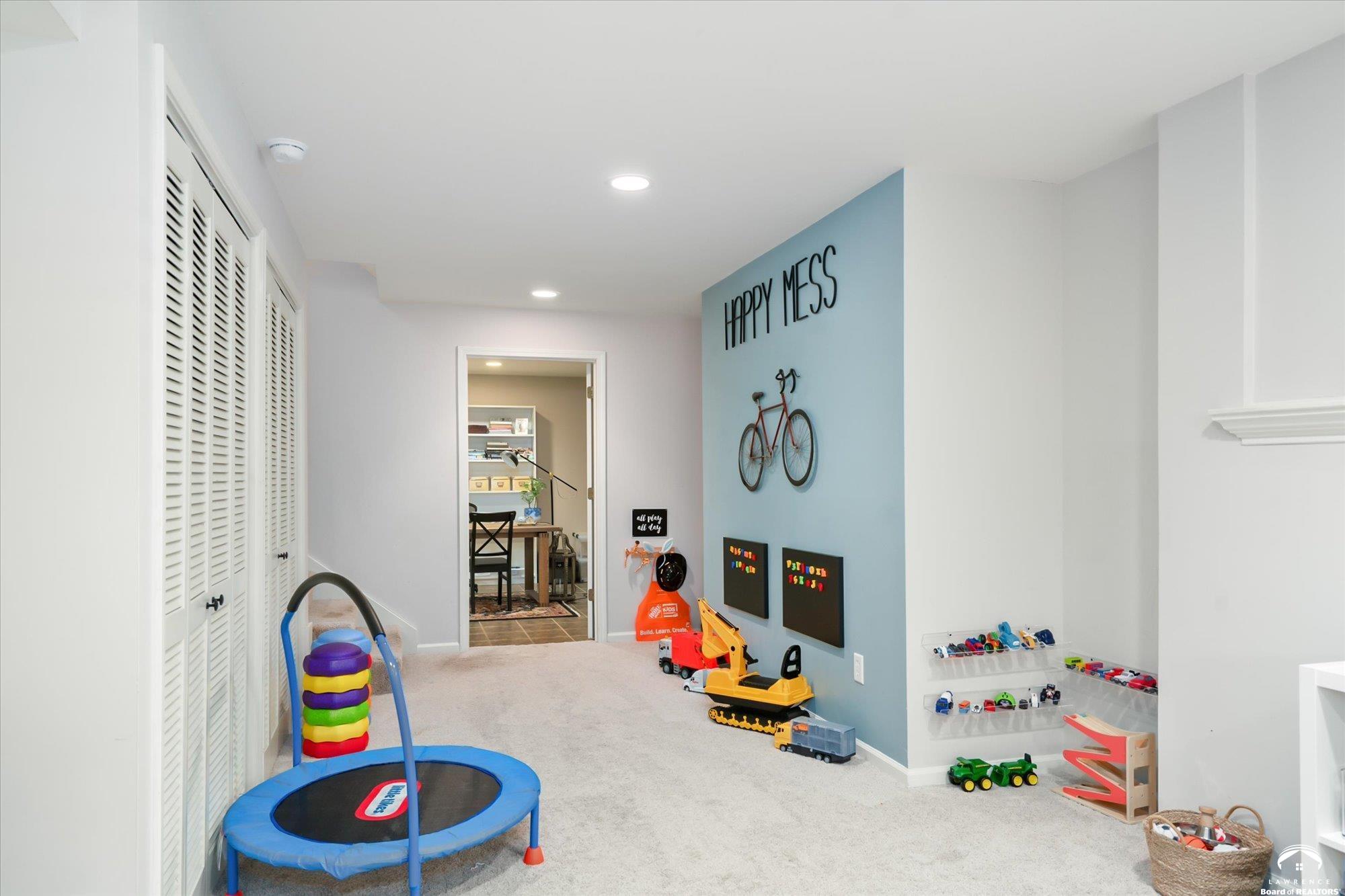 2009 Riviera Court Lawrence, KS 66047 - Photo 49 of 87