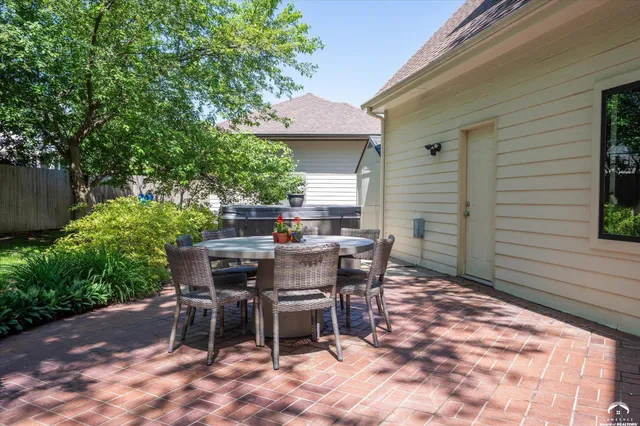 $749,000 | 2009 Riviera Court, Lawrence, KS 66047