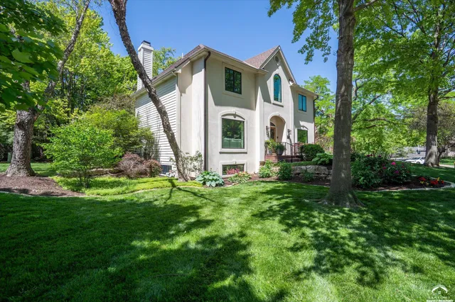 $749,000 | 2009 Riviera Court, Lawrence, KS 66047