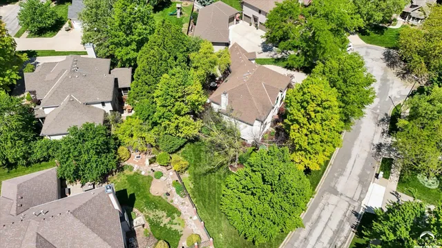 $749,000 | 2009 Riviera Court, Lawrence, KS 66047