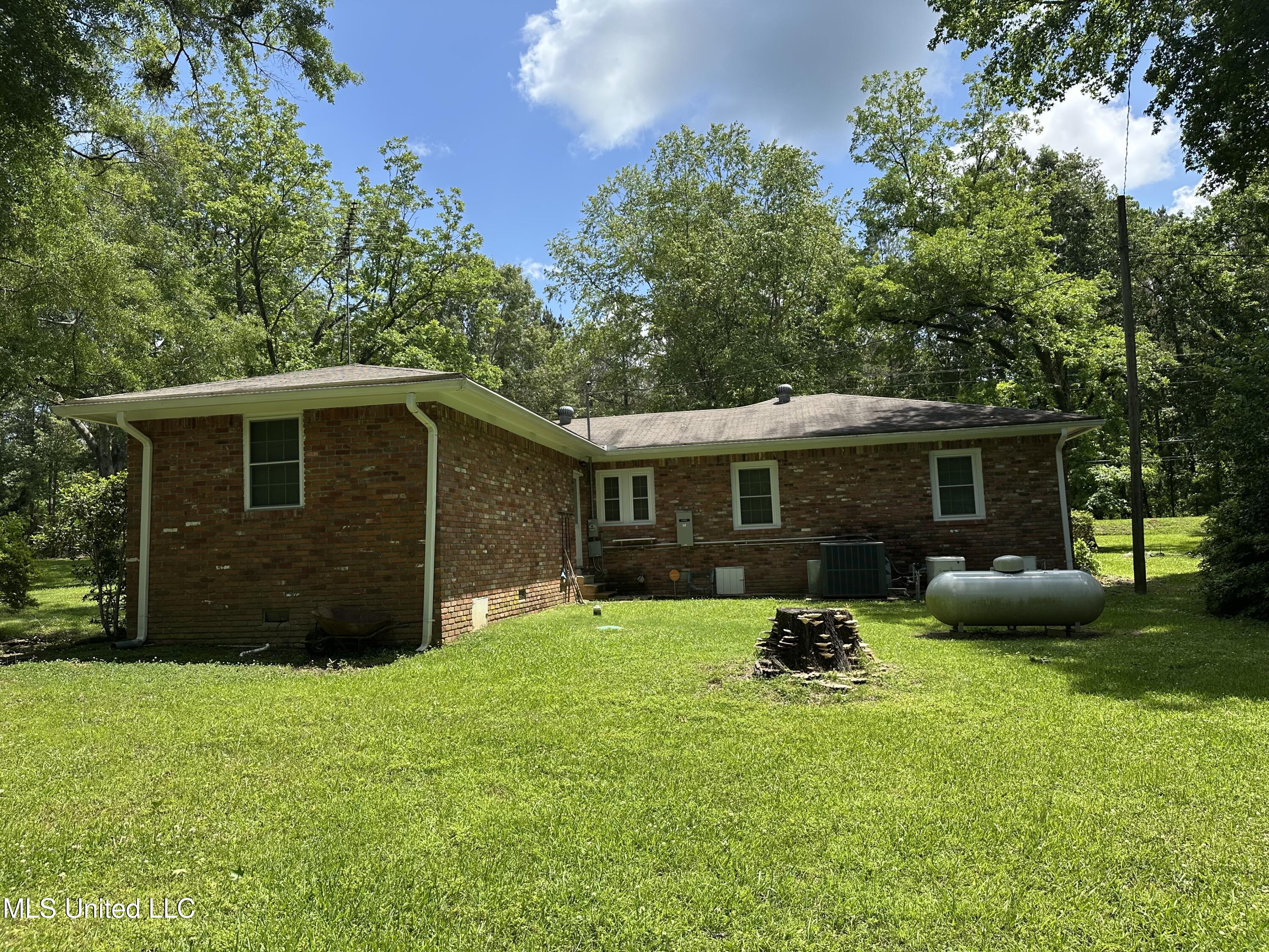 46 Mullins Road Natchez, MS 39120 - Photo 10 of 26 IMG_2561