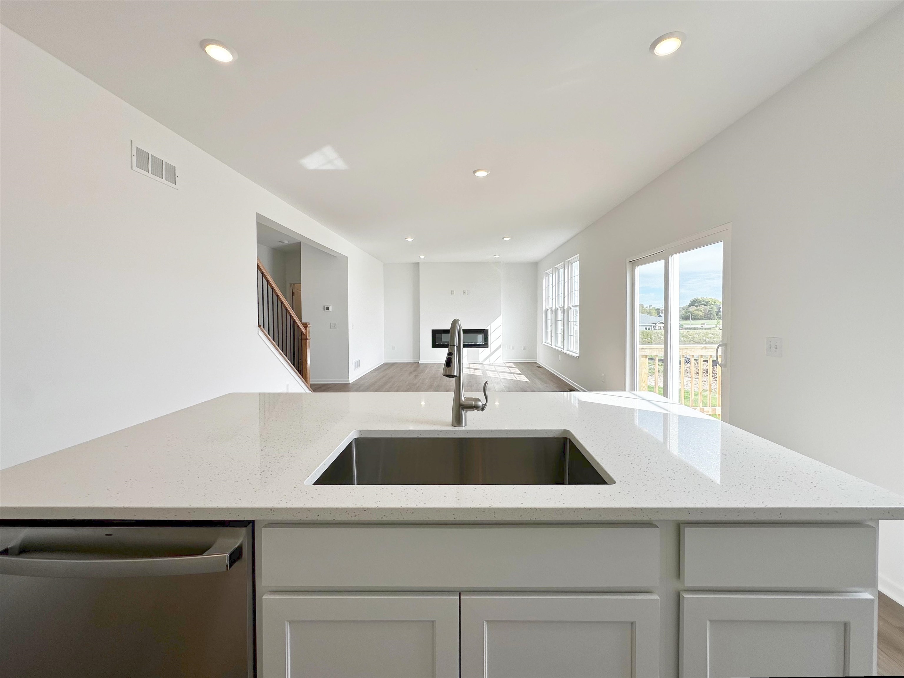 106 O'brien, Unit 16 Columbus, WI 53925 - Photo 14 of 29