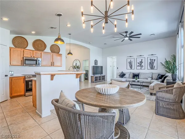 $2,850 | 6832 Rosinwood Street, Las Vegas, NV 89131