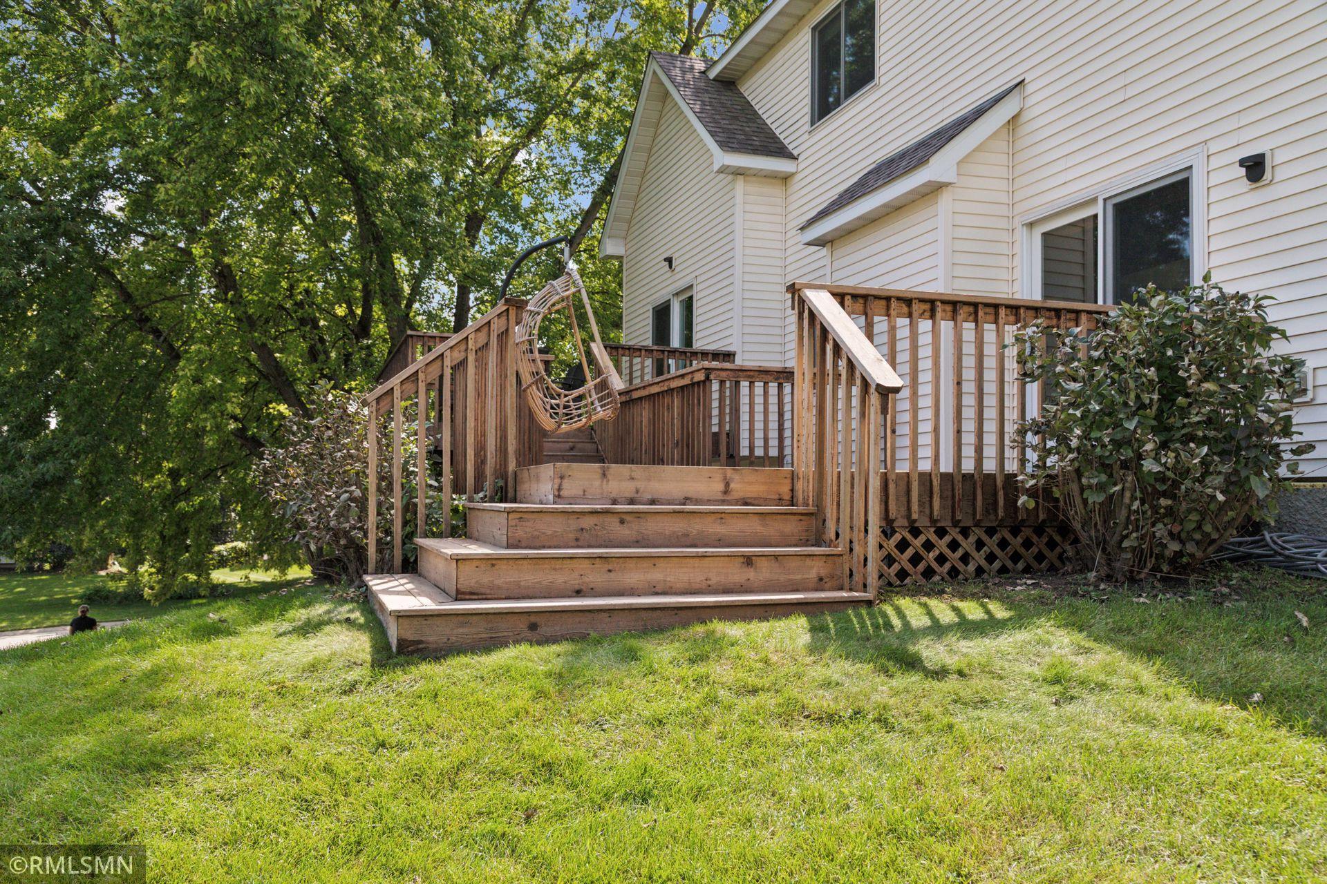 1100 Ridge Bluff Drive Chaska, MN 55318 - Photo 48 of 54 Gallery Image 48