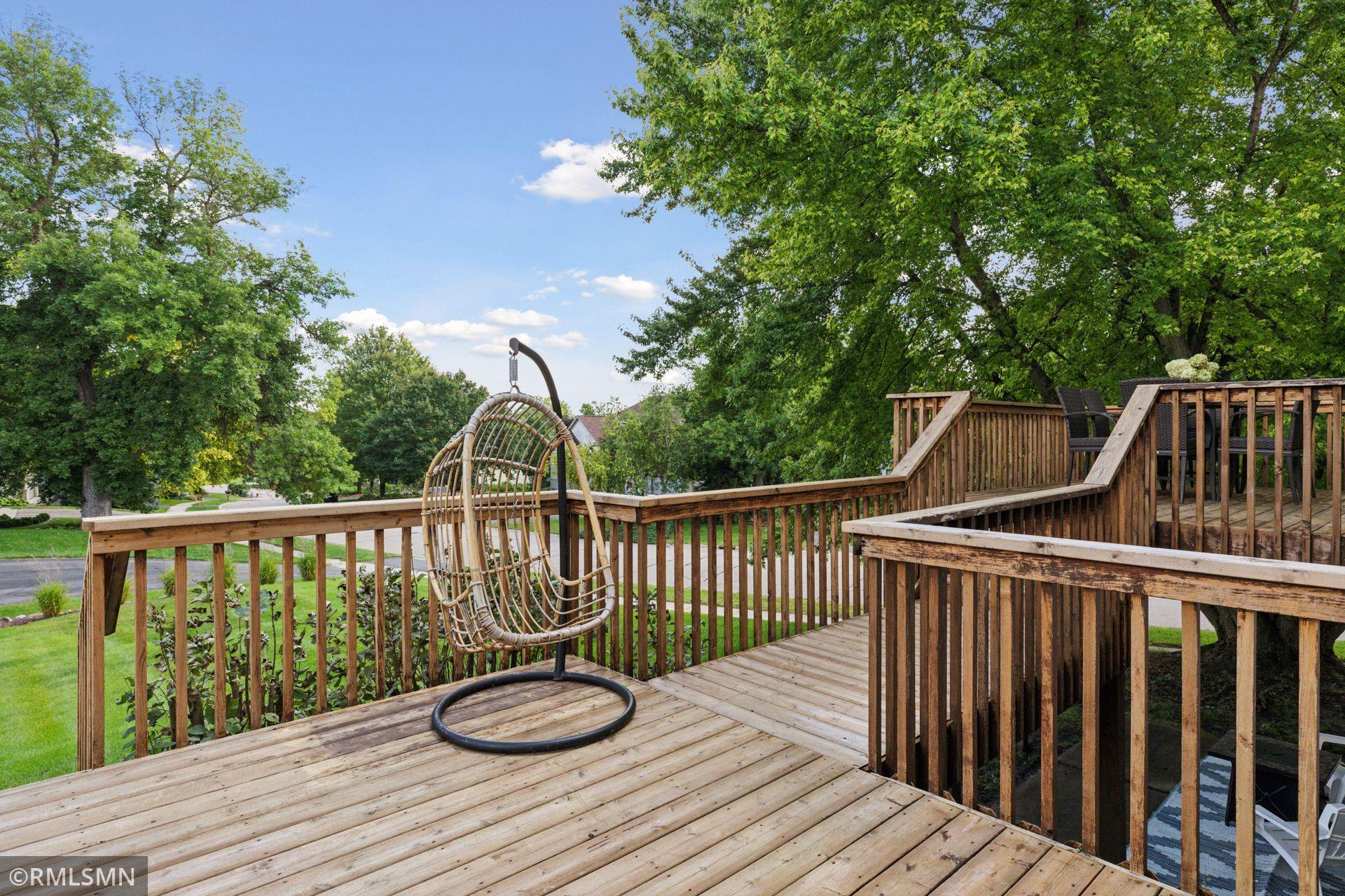 1100 Ridge Bluff Drive Chaska, MN 55318 - Photo 52 of 54 Gallery Image 52