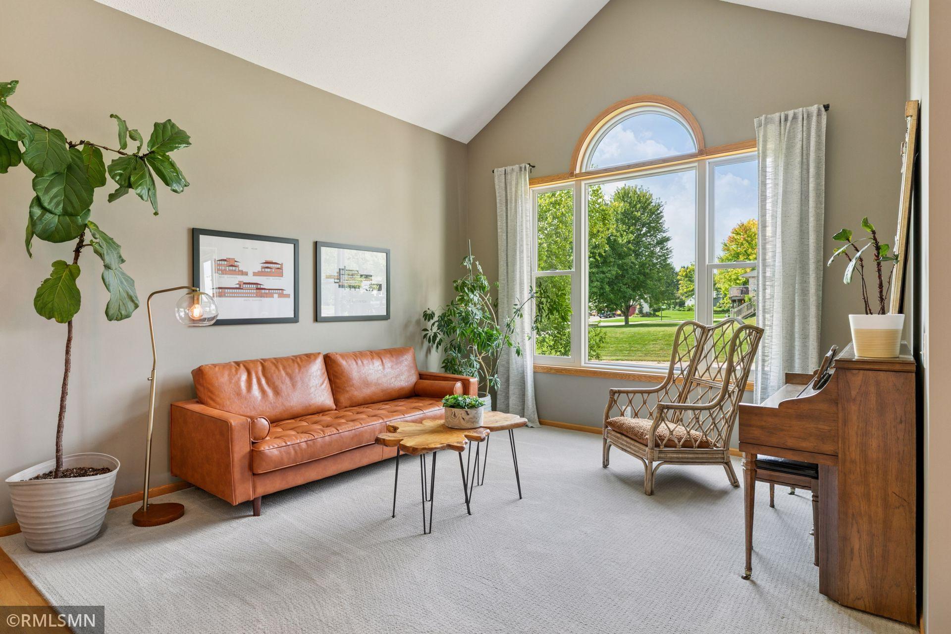 1100 Ridge Bluff Drive Chaska, MN 55318 - Photo 7 of 54 Gallery Image 7