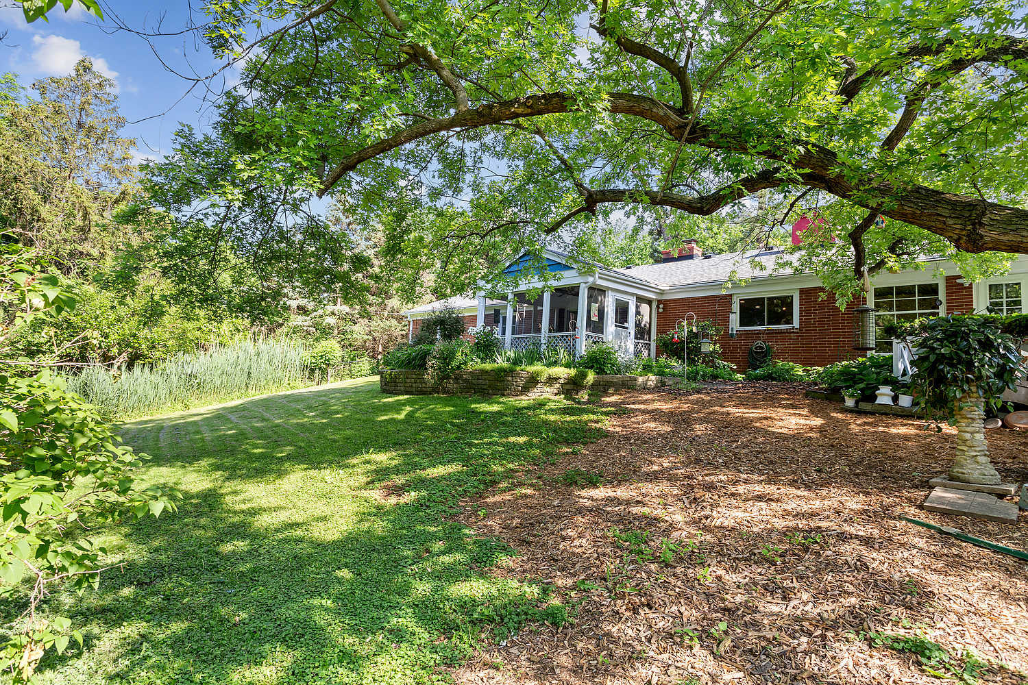 101 Old Elm Road Joliet, IL 60433 - Photo 3 of 21