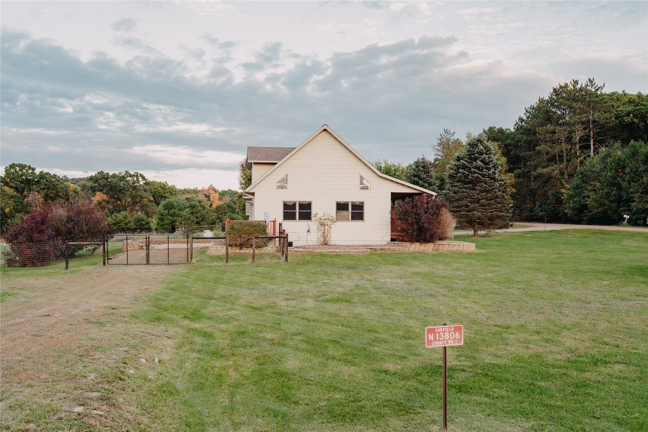 W14782 Crave Road Fairchild, WI 54741 - Photo 6 of 22 Gallery Image 6