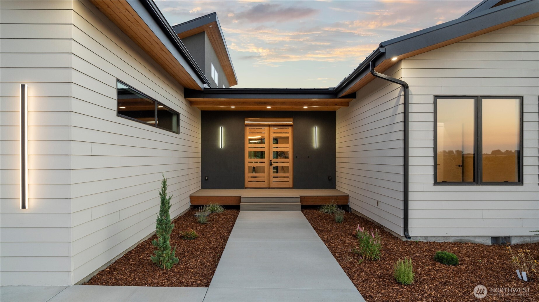 1036 Lower County Line Road Prosser, WA 99350 - Photo 4 of 40 Gallery Image 4