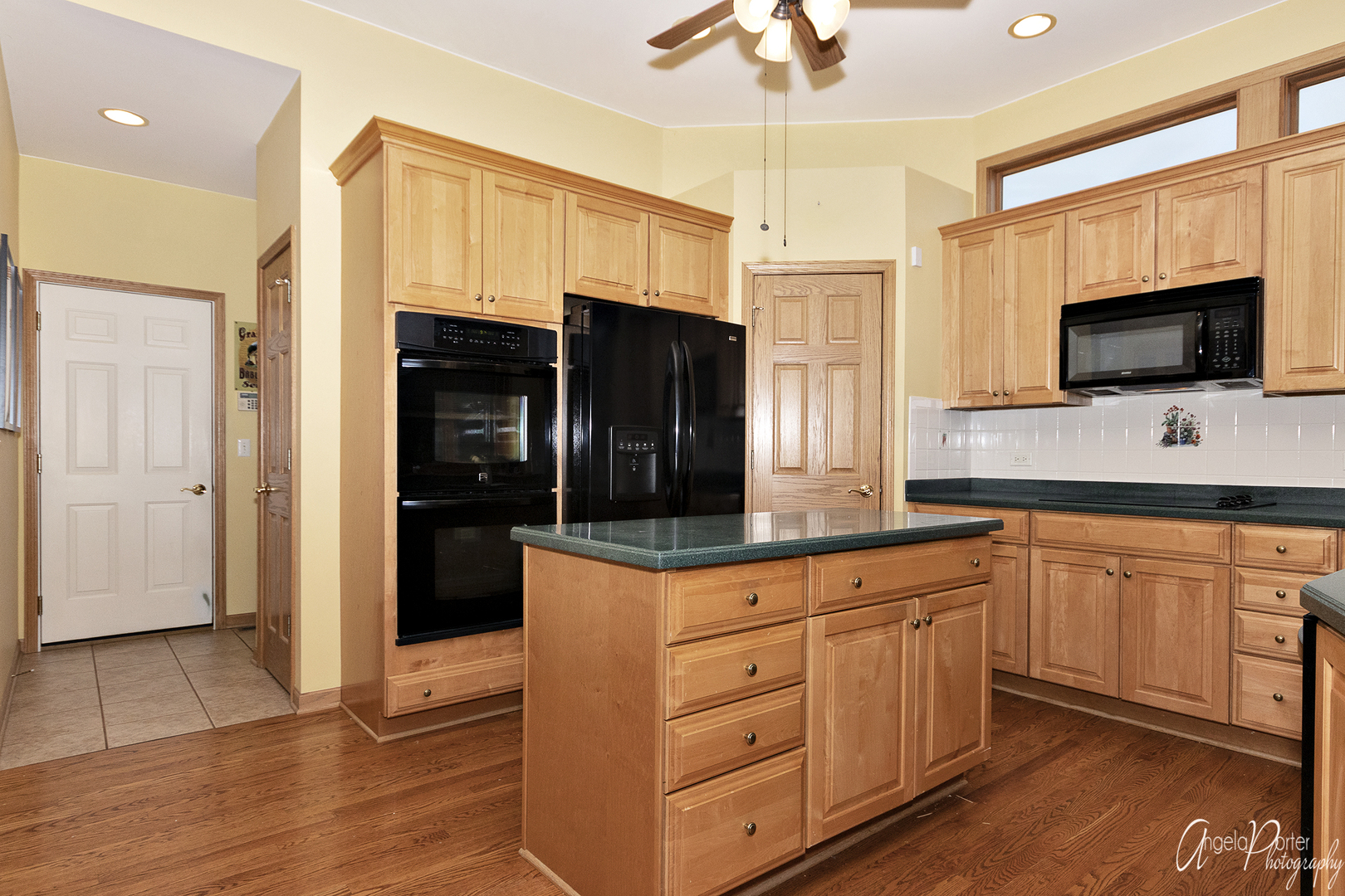 3709 Prairie Drive Spring Grove, IL 60081 - Photo 7 of 38
