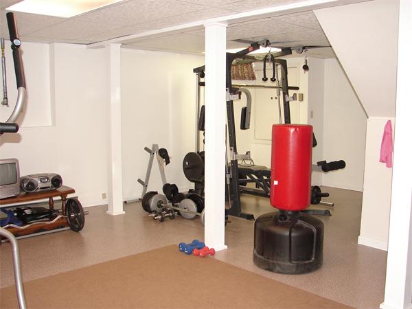 21 Santoro Road Worcester, MA 01606 - Photo 15 of 16 Gallery Image 15