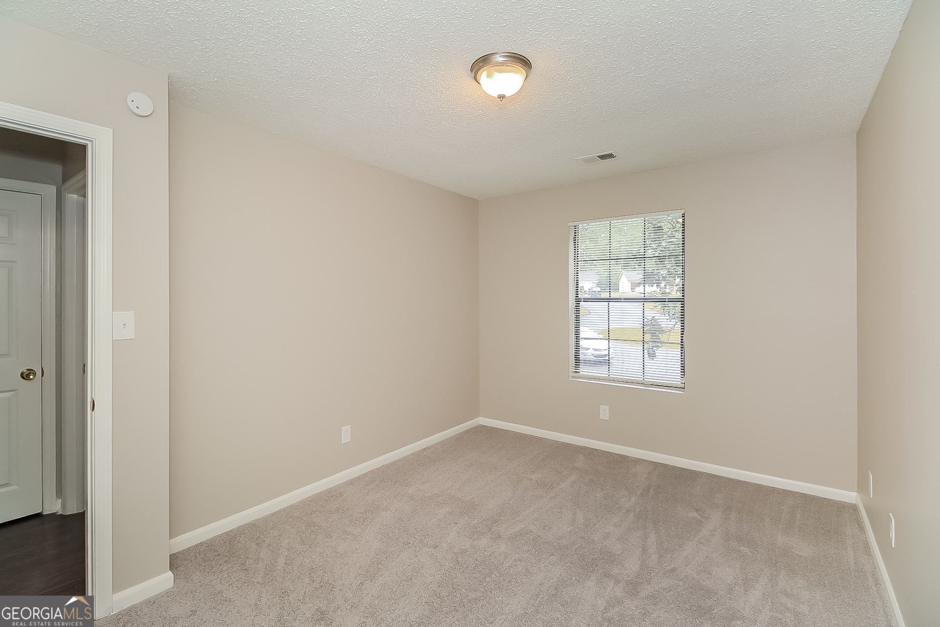 3288 Timor Circle Lithonia, GA 30038 - Photo 11 of 17