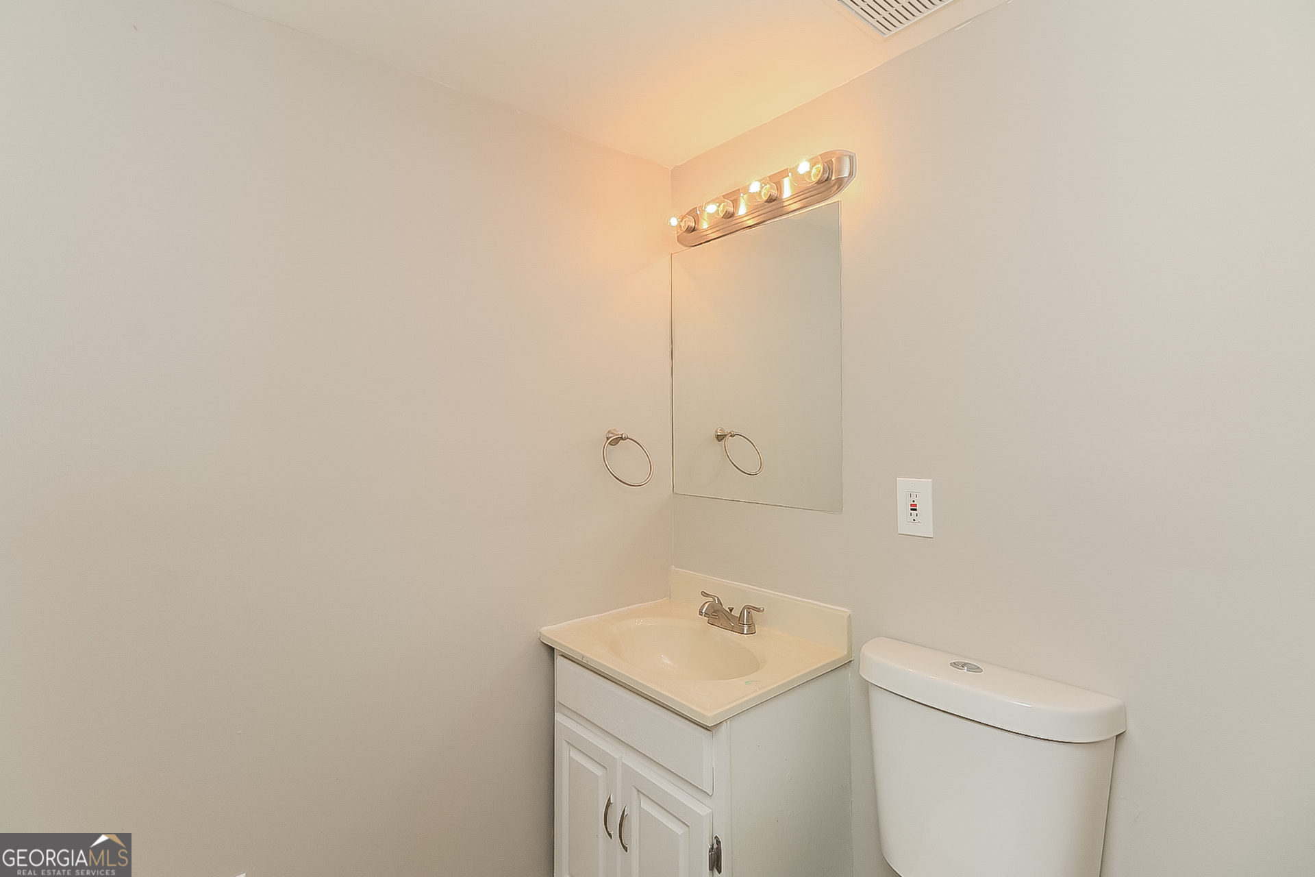 3288 Timor Circle Lithonia, GA 30038 - Photo 13 of 17