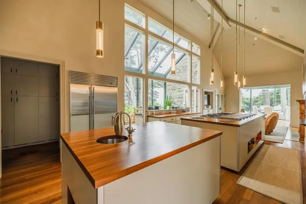 $91,350,000 | 157-163 Spindrift Road, Carmel, CA 93923