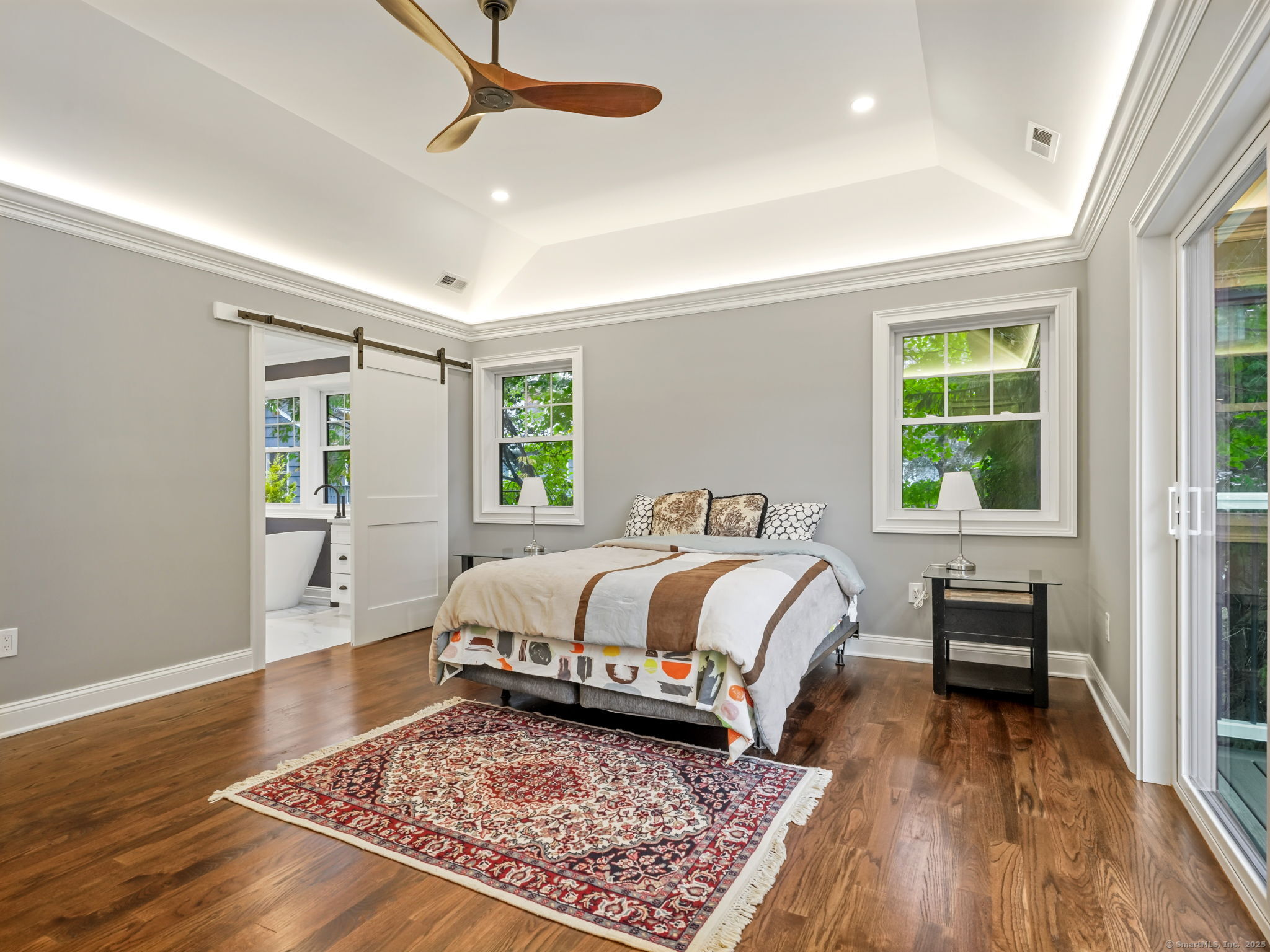 419 Valley Road Fairfield, CT 06825 - Photo 15 of 35