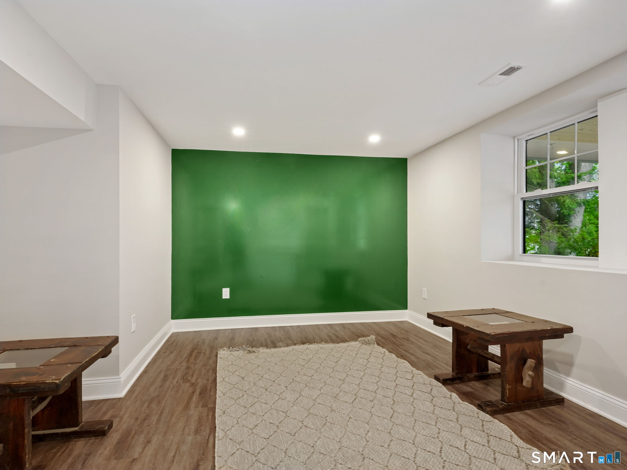 419 Valley Road Fairfield, CT 06825 - Photo 27 of 35