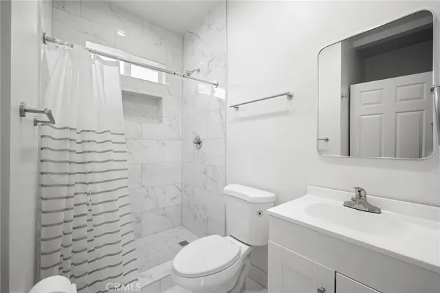 $2,200 | 11746 De Garmo Avenue, San Fernando, CA 91340