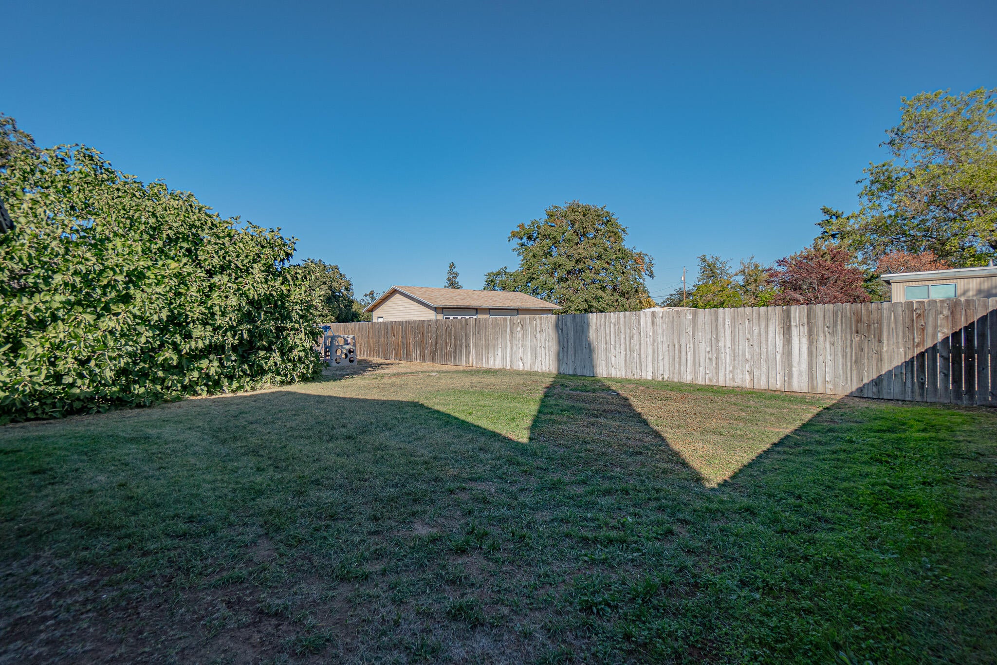 614 West Gregory Road Central Point, OR 97502 - Photo 16 of 22 DSC05697-HDR