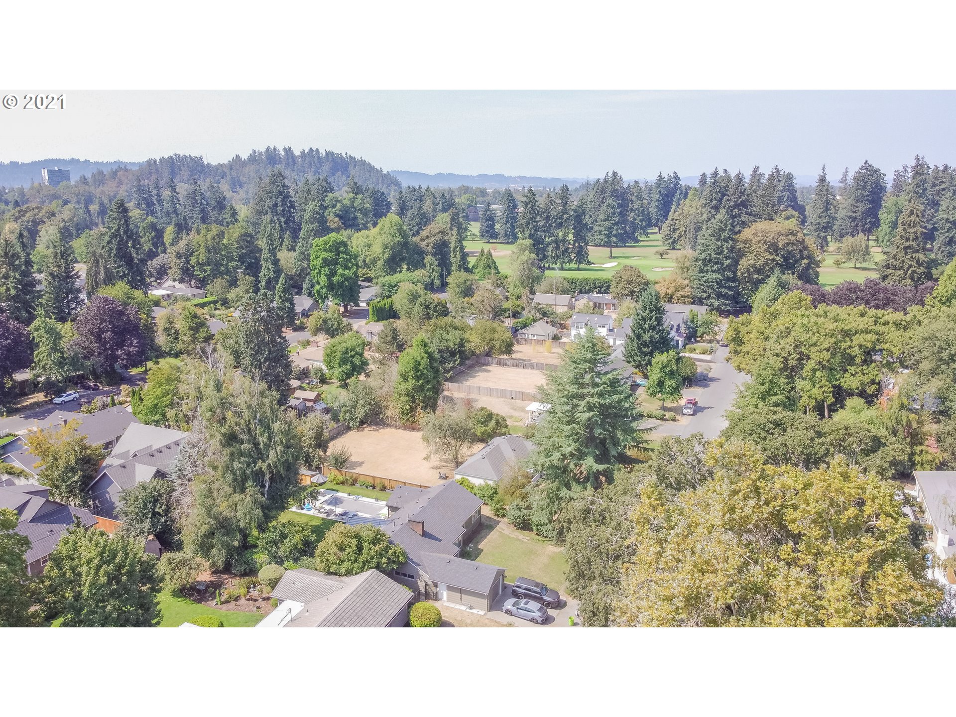 2132 Fairway Loop Eugene, OR 97401 - Photo 27 of 31 Gallery Image 27