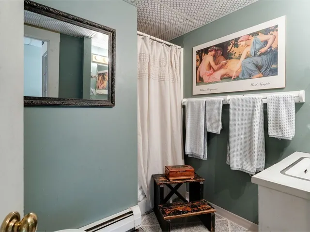 $625,000 | 11 Slapp Hill, Hardwick, VT 05843