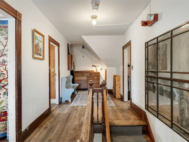 $625,000 | 11 Slapp Hill, Hardwick, VT 05843