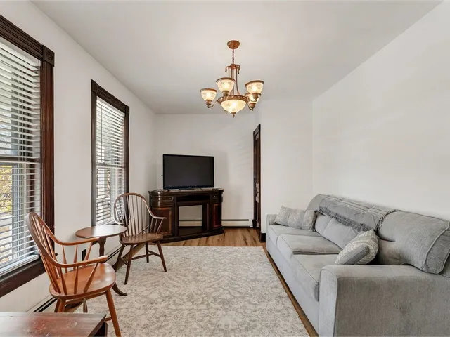 $625,000 | 11 Slapp Hill, Hardwick, VT 05843