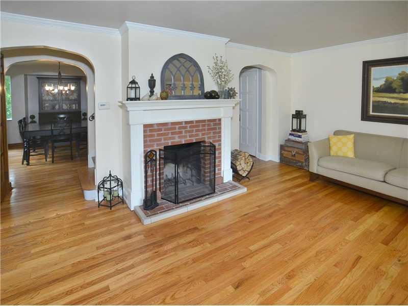 205 Overdale Road Forest Hills, PA 15221 - Photo 8 of 23 Living Room.