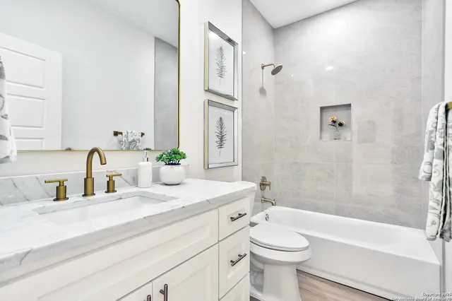 $369,900 | 4939 Driskill Street, San Antonio, TX 78228