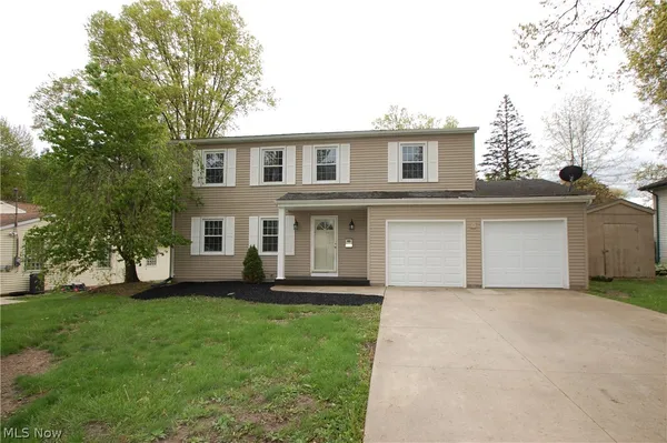 $235,000 | 4155 Claridge Drive, Austintown, OH 44511