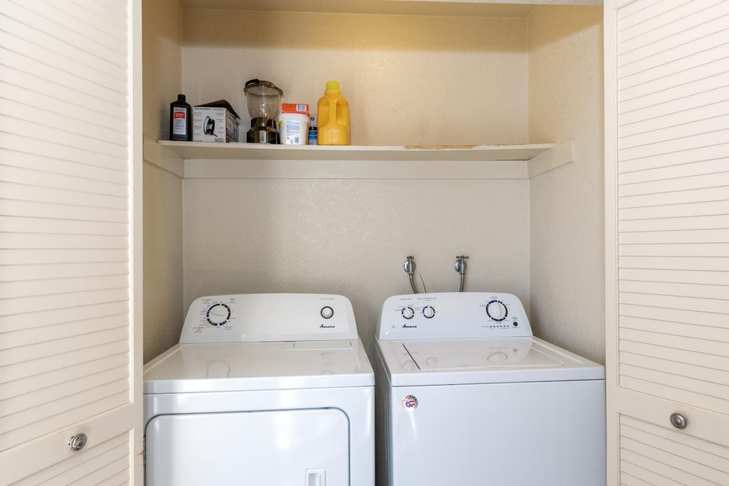 4 Shepherds Knoll Road Monterey, CA 93940 - Photo 26 of 28 a utility room with dryer and washer