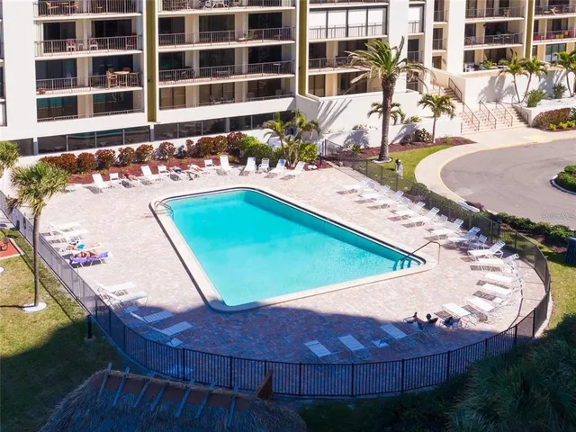 $3,295 | 1480 Gulf Boulevard, Unit 308, Clearwater Beach, FL 33767